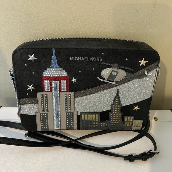 Michael Kors 3-piece Set - Skyline Collection - Picture 6 of 11